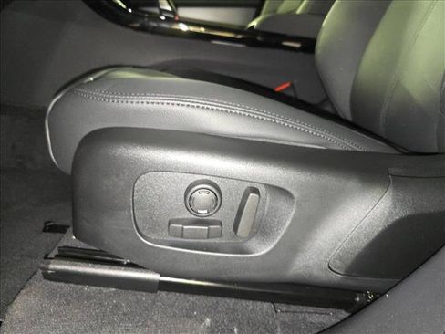 New 2026 Land Rover Range Rover Velar S image 29