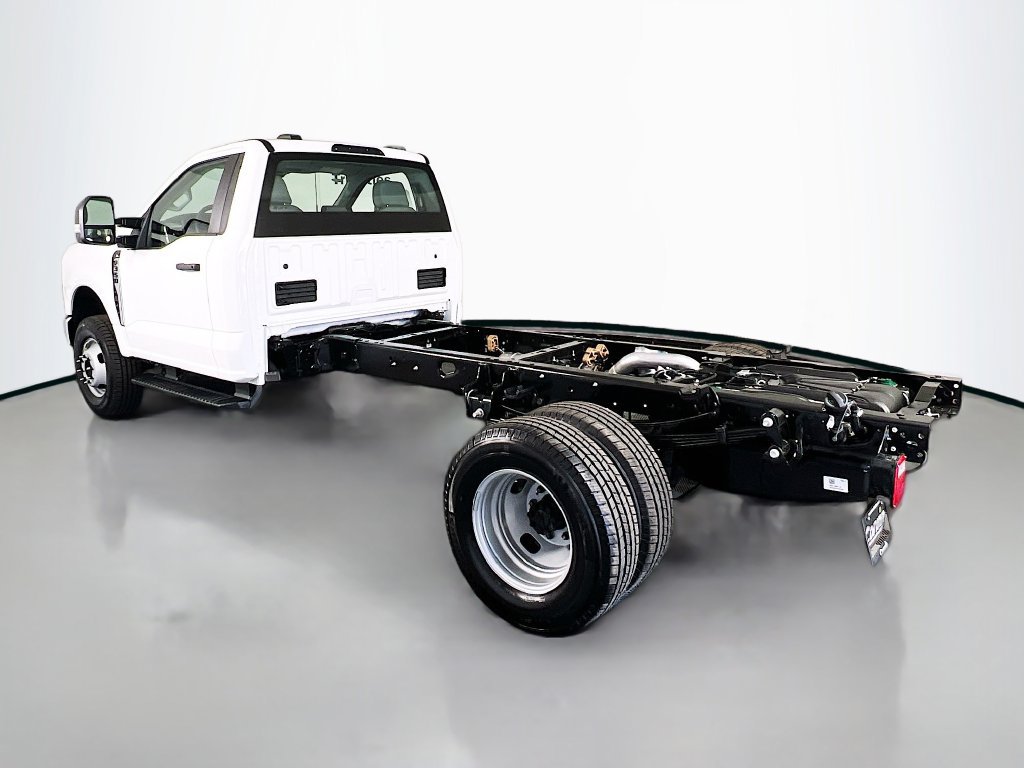New 2025 Ford F350 XL w/ XL Chrome Package AWD/4WD image 10