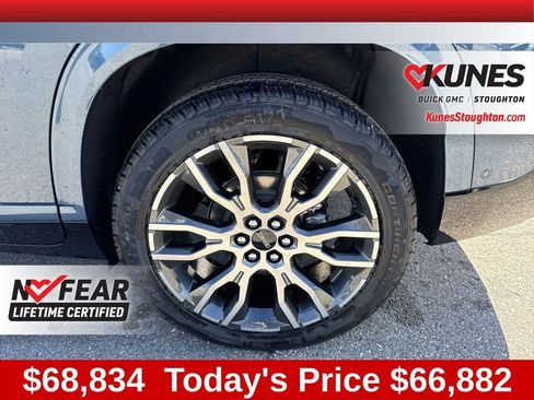 New 2026 GMC Acadia Denali Ultimate w/ LPO, Floor Liner Package AWD/4WD image 18