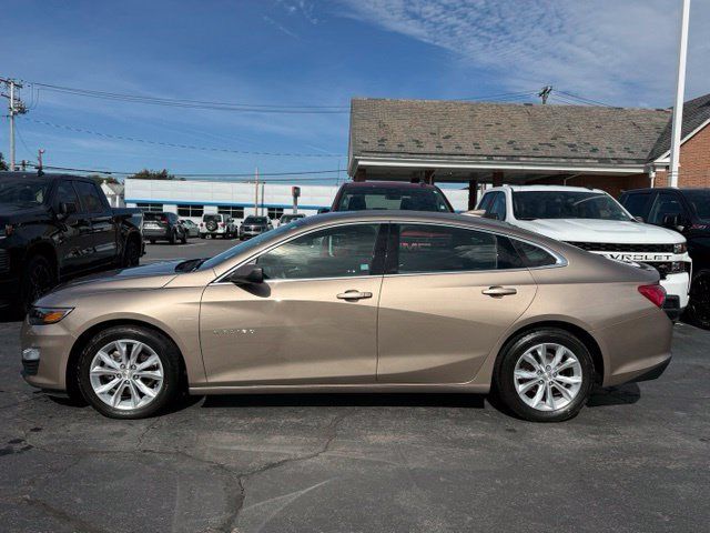 Used 2019 Chevrolet Malibu LT FWD image 4