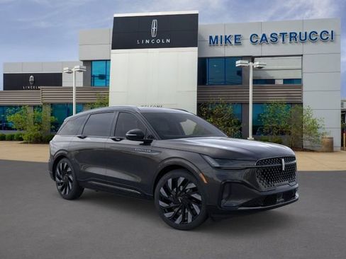 New 2026 Lincoln Nautilus Reserve w/ Jet Appearance Package AWD/4WD image 8