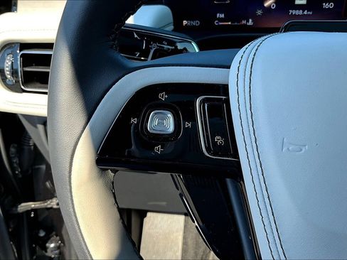 Used 2025 Lincoln Aviator Reserve w/ Illumination Package image 18