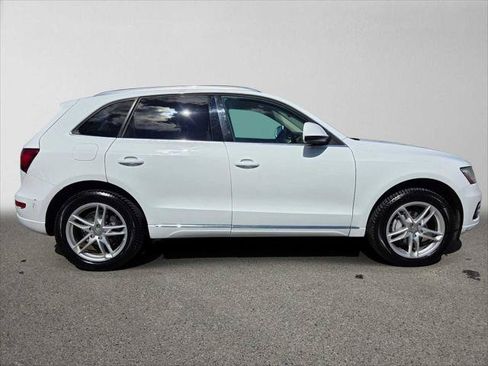 Used 2014 Audi Q5 2.0T Premium Plus w/ Premium Plus Package AWD/4WD image 2