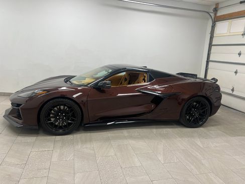 Used 2023 Chevrolet Corvette Z06 image 11