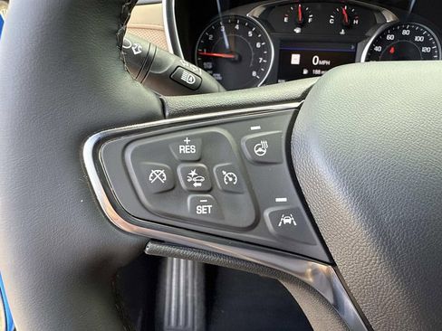 Used 2024 Chevrolet Equinox Premier image 30