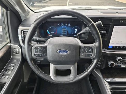 Used 2023 Ford F250 Lariat w/ FX4 Off-Road Package AWD/4WD image 13