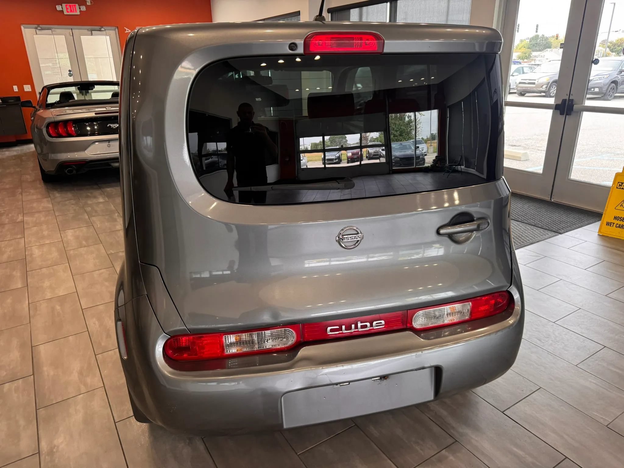 Used 2012 Nissan Cube 1.8 S w/ Interior Designer Pkg FWD image 43