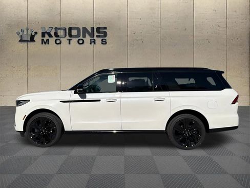 New 2026 Lincoln Navigator L Black Label AWD/4WD image 4