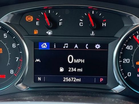 Used 2023 Chevrolet Traverse LT w/ LPO, Floor Liner Package AWD/4WD image 9