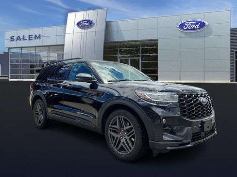 Certified 2025 Ford Explorer ST AWD/4WD image 1
