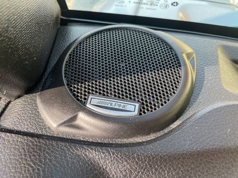 Used 2016 Jeep Wrangler Unlimited Rubicon image 28