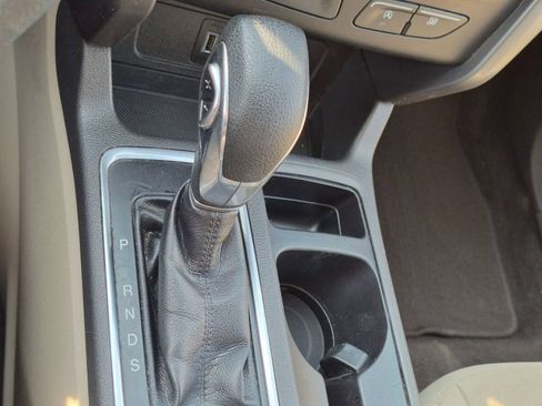 Used 2018 Ford Escape SE AWD/4WD image 25