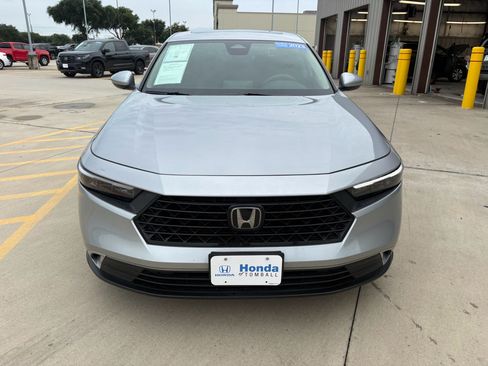 Certified 2023 Honda Accord EX image 3