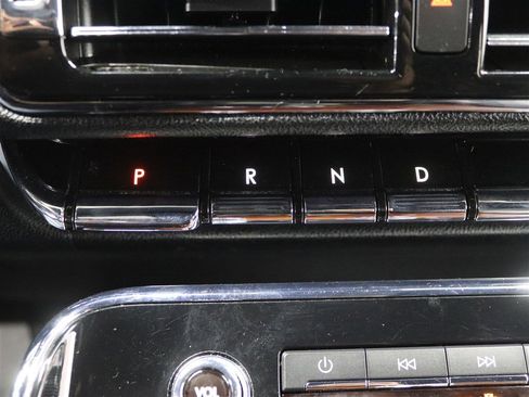 Used 2020 Lincoln Navigator Reserve w/ Luxury Package image 32