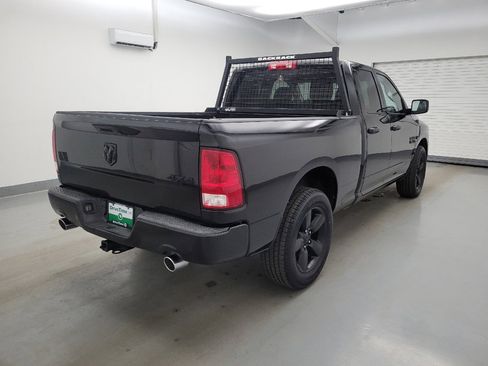 Used 2019 RAM 1500 Express w/ Express Value Package AWD/4WD image 9