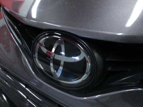 Used 2023 Toyota Camry LE FWD image 31