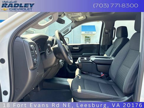 Used 2025 Chevrolet Silverado 1500 Custom Trail Boss AWD/4WD image 24