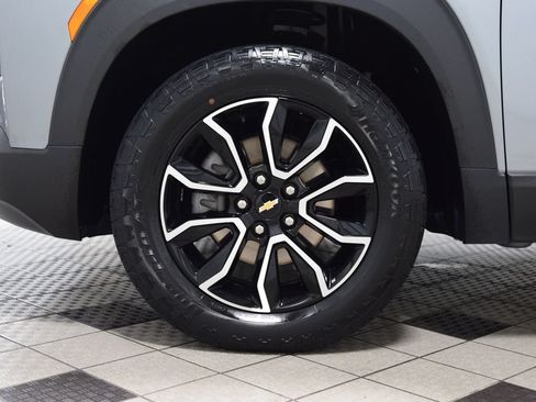Used 2023 Chevrolet TrailBlazer ACTIV w/ Convenience Package AWD/4WD image 27
