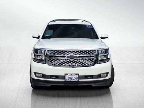 Used 2017 Chevrolet Tahoe LT w/ LT Signature Package image 2