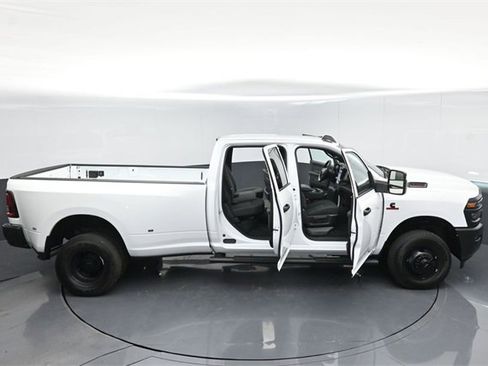 Used 2025 RAM 3500 Tradesman image 56