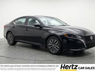 Used 2025 Nissan Altima 2.5 SV video 1