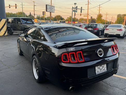 Used 2014 Ford Mustang GT Premium RWD image 5