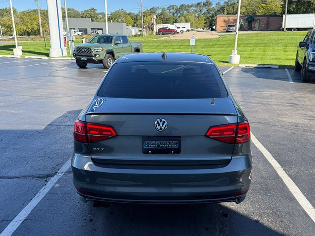 Used 2017 Volkswagen Jetta GLI FWD image 5
