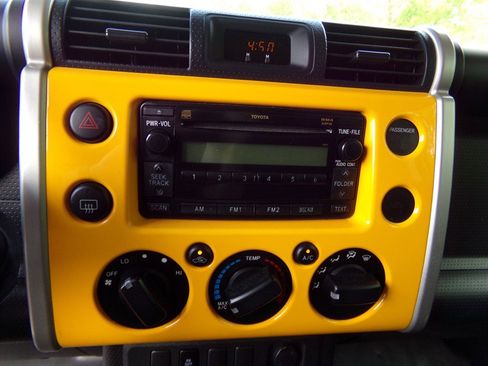 Used 2007 Toyota FJ Cruiser 4WD image 22