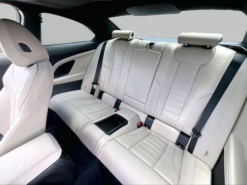 Used 2025 BMW 230i Coupe w/ M Sport Package RWD image 18