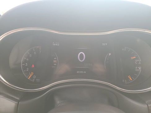 Used 2021 Jeep Grand Cherokee Limited w/ Sun & Sound Group image 13