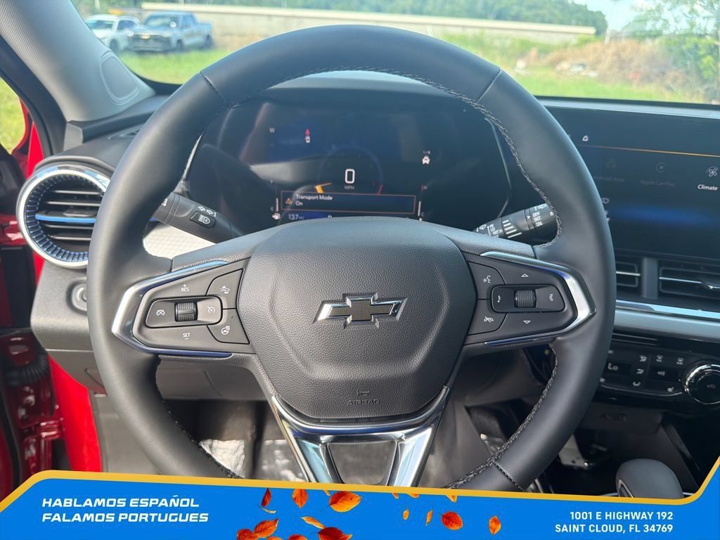 New 2026 Chevrolet Trax LT w/ Driver Confidence Package FWD image 18