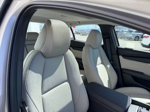 New 2026 MAZDA MAZDA3 2.5 S Sedan w/ Preferred Pkg FWD image 19