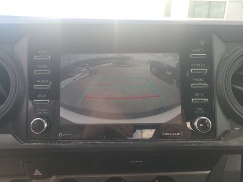 Used 2022 Toyota Tacoma SR image 27