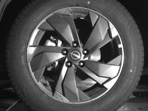 Used 2025 Nissan Rogue SV FWD image 11