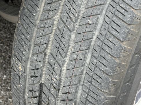 Used 2023 RAM 1500 Laramie AWD/4WD image 12
