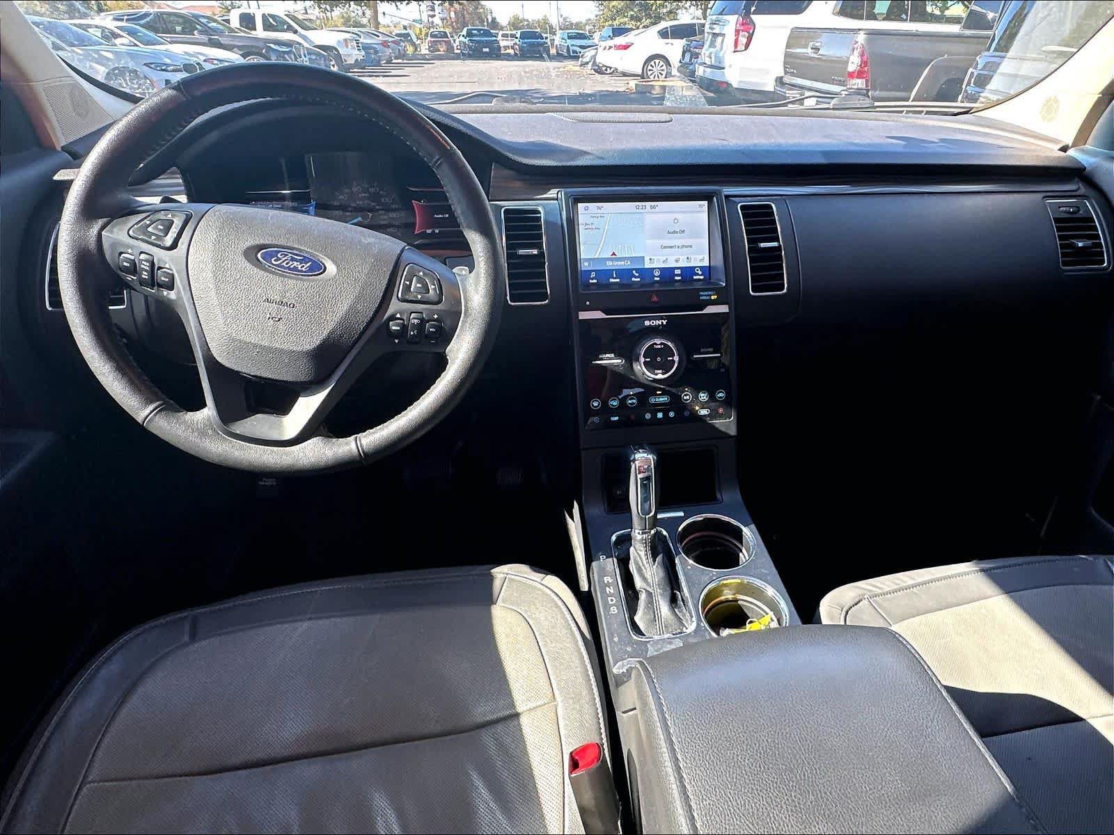 Used 2018 Ford Flex Limited w/ Equipment Group 303A AWD/4WD image 9