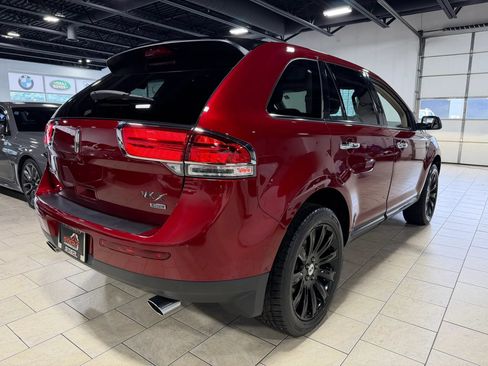 Used 2013 Lincoln MKX AWD image 4