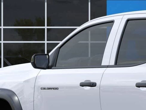 New 2026 Chevrolet Colorado Trail Boss AWD/4WD image 12
