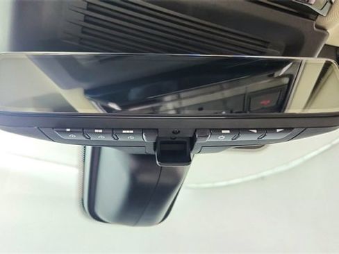 Used 2024 Land Rover Range Rover Long Wheelbase SE image 58