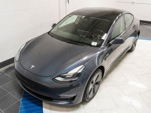 Used 2023 Tesla Model 3 Standard Range image 36