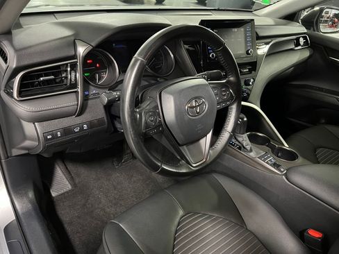 Used 2022 Toyota Camry SE image 14