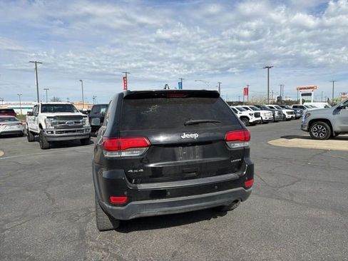 Used 2020 Jeep Grand Cherokee Laredo AWD/4WD image 9