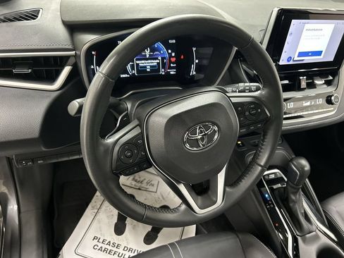 Used 2024 Toyota Corolla XSE FWD image 4