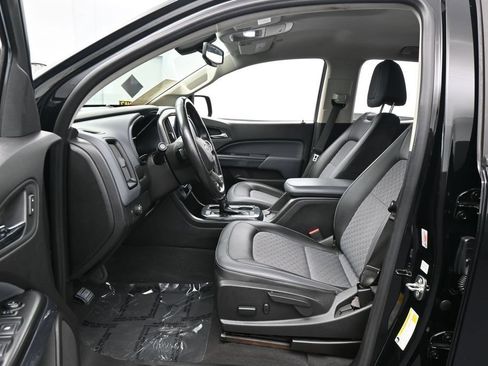 Used 2019 Chevrolet Colorado Z71 RWD image 11