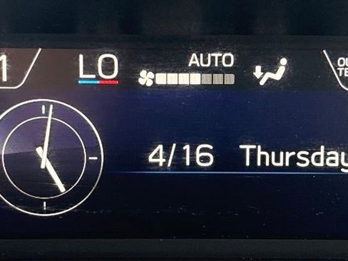 Used 2021 Subaru Forester Premium image 40