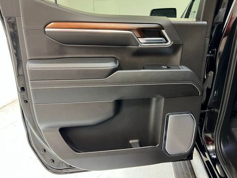 Used 2024 GMC Sierra 1500 Denali image 29
