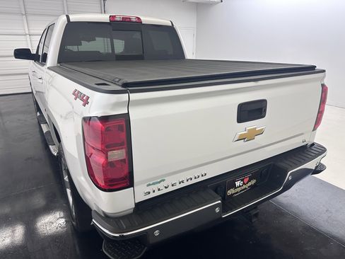 Used 2018 Chevrolet Silverado 1500 LT w/ All Star Edition image 12