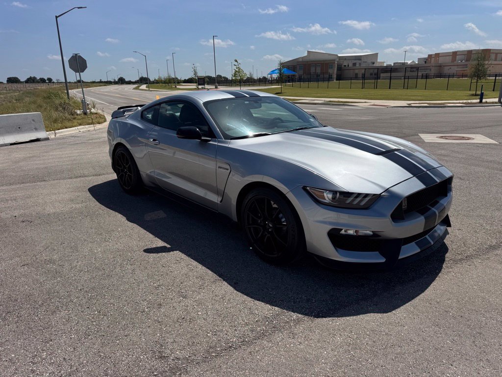 Used 2020 Ford Mustang Shelby GT350 w/ Technology Package RWD image 17