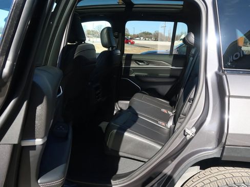 Used 2024 Jeep Grand Cherokee Limited 4xe image 20