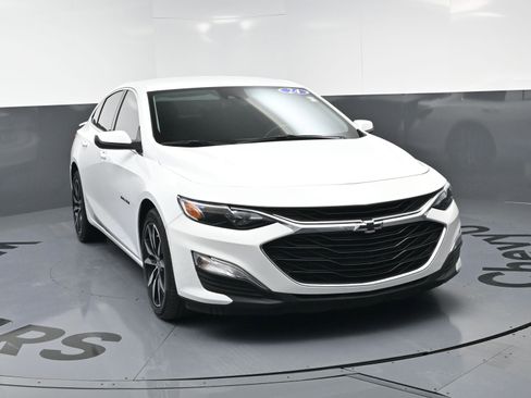 Certified 2024 Chevrolet Malibu RS image 3